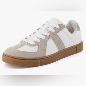 Cushionaire Bailey Retro Sneakers White Gray Gum Sole 8W Wide EUC